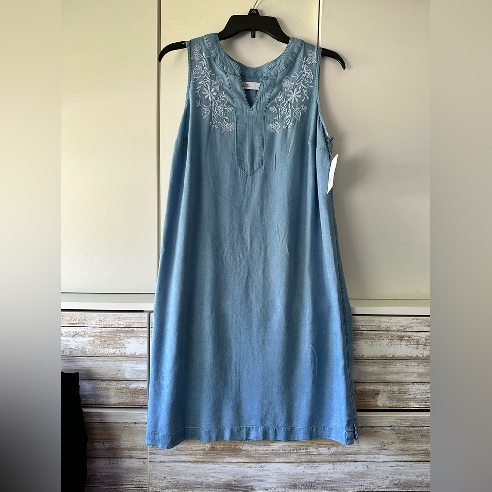 🌼 Croft & Barrow Blue Chambray Embroidered Sleeveless Sundress XS